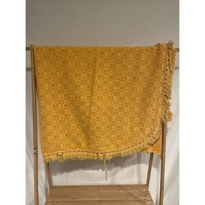Vintage Morgan Jones Yellow Orange Fringe Twin Sized Bedspread USA Made‎ Retro